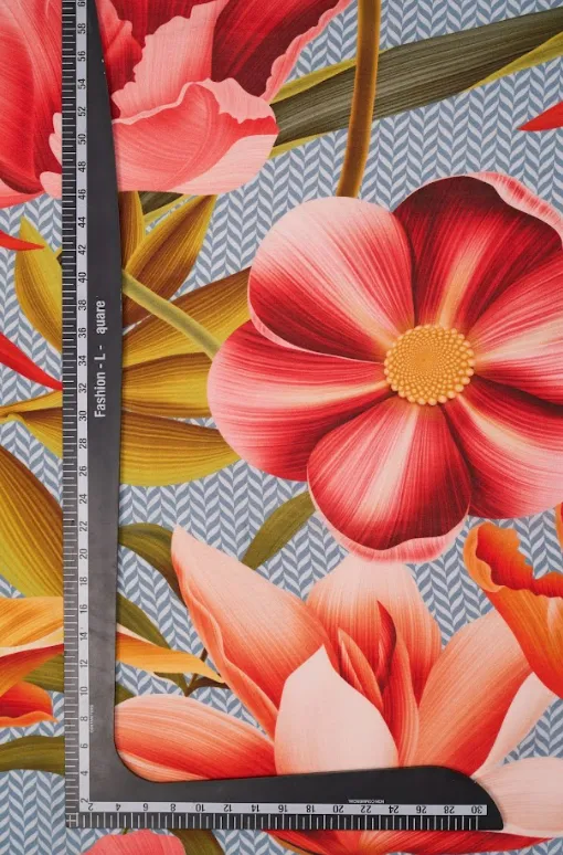 Enlarged Floral Pattern Printed Natural Muslin Silk Fabric